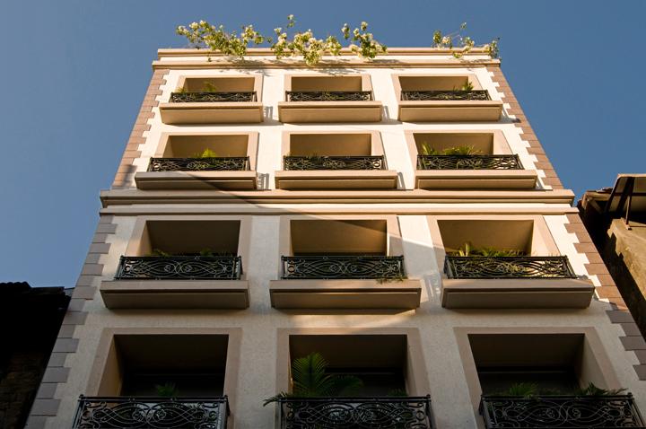 Commercial Building for Sale in Nanabhai Lane Mumbai