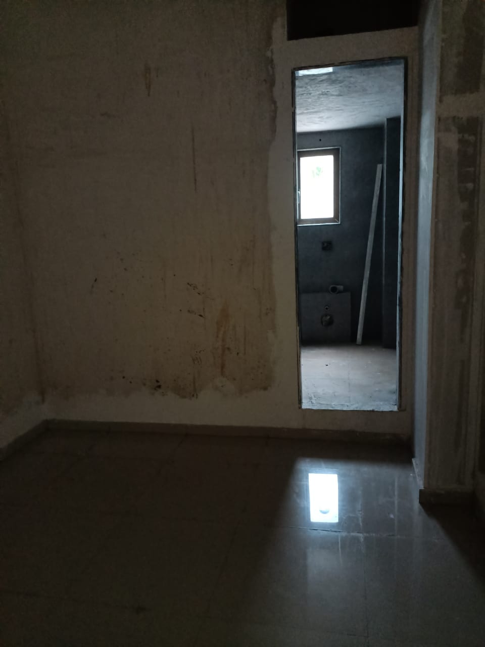 Showroom for Rent in Link Road Mumbai