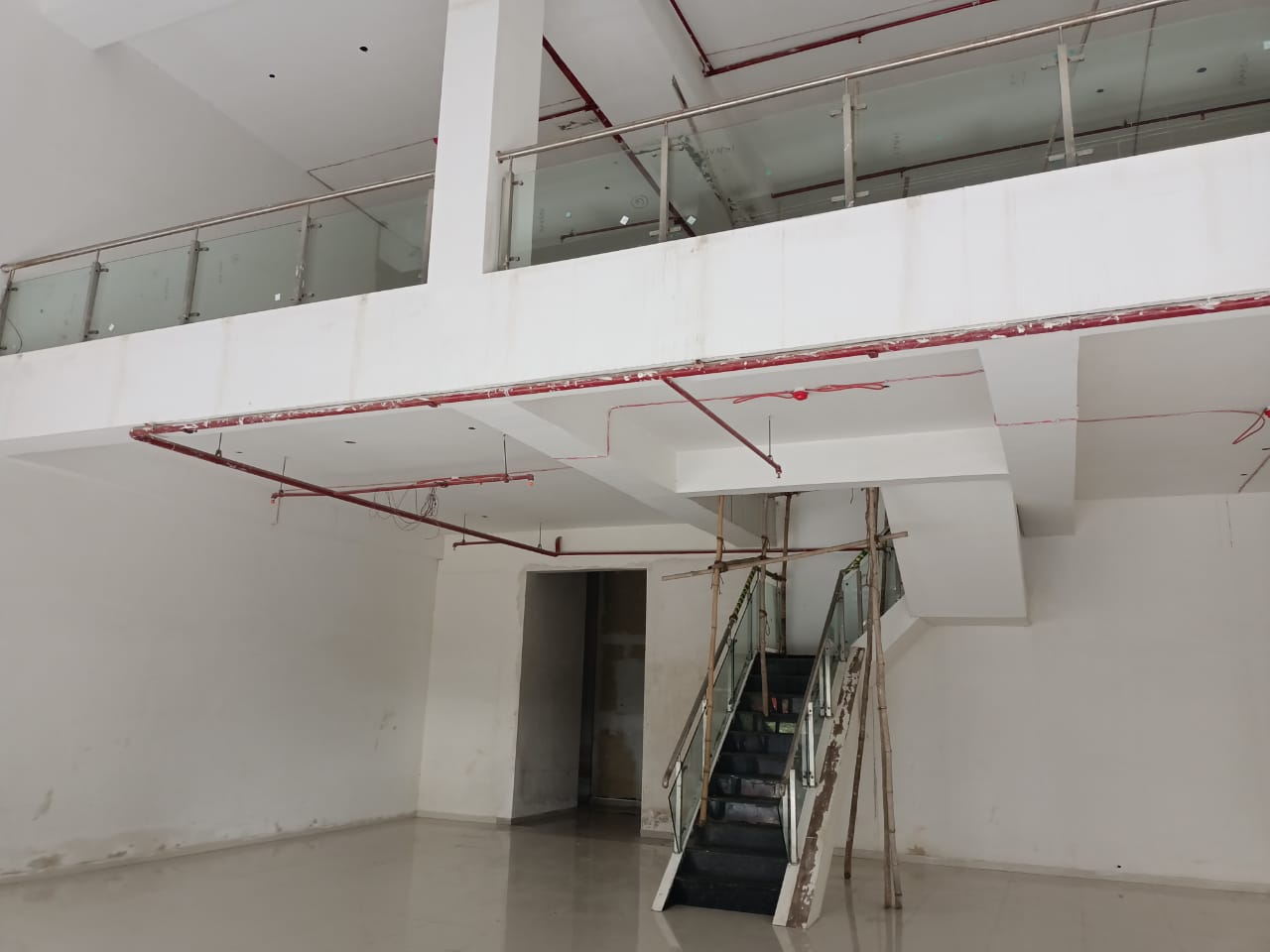 Showroom for Rent in Link Road Mumbai