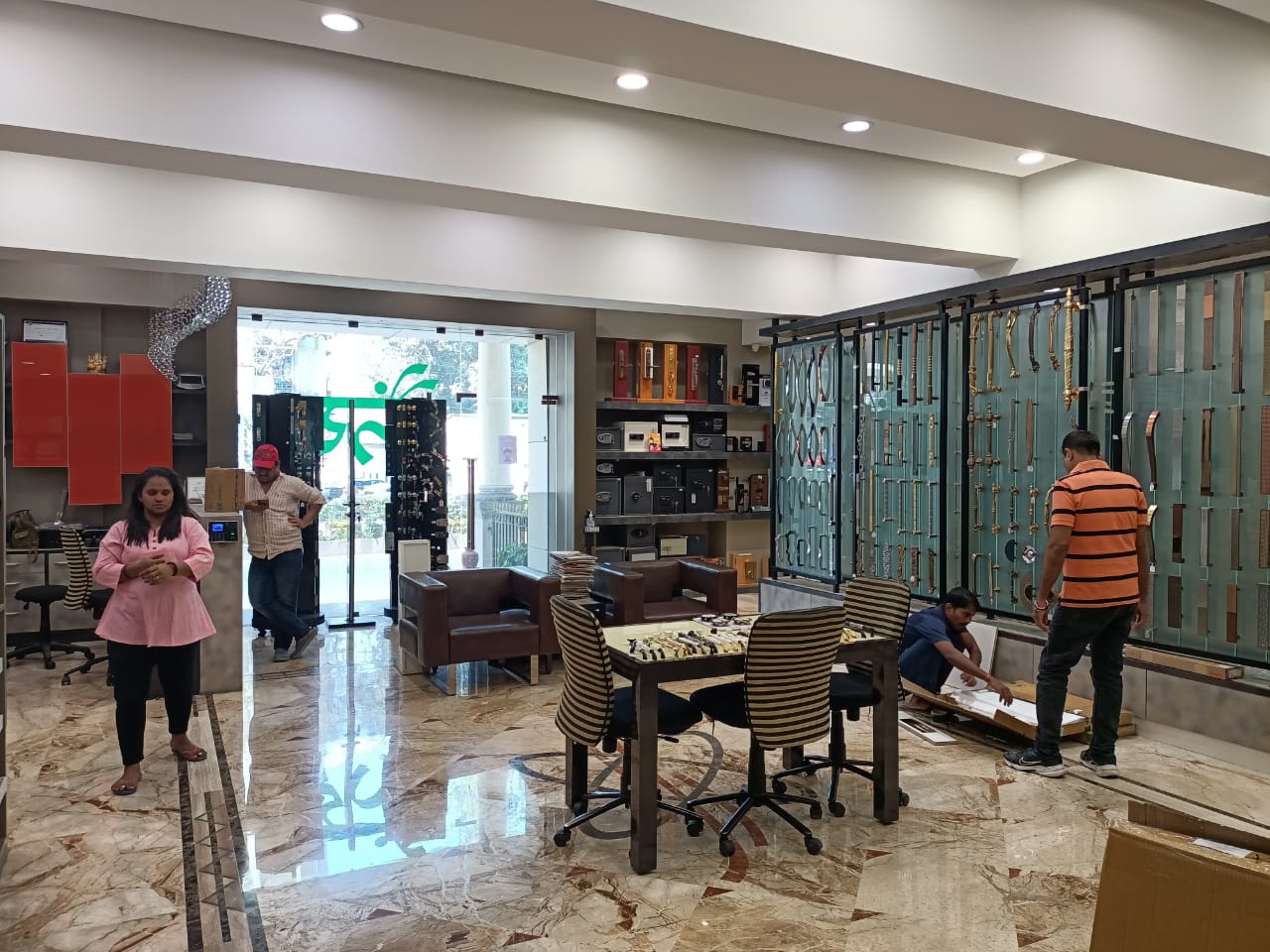 Showroom for Rent in S V Road Mumbai