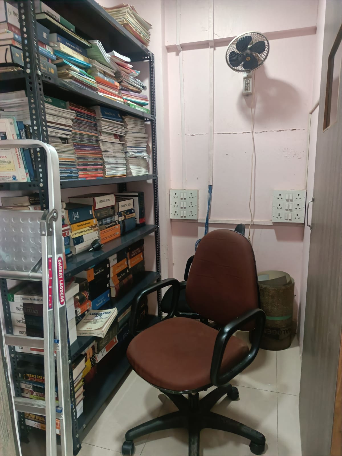 Office for Sale in Bandra West Mumbai