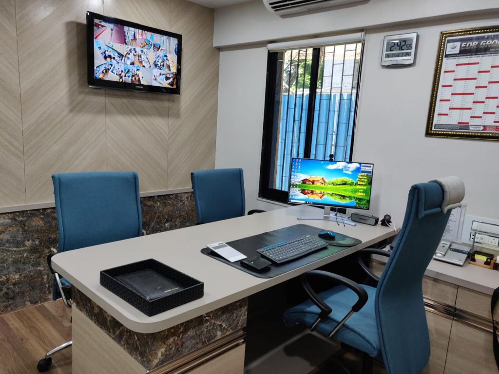 Showroom for Rent in S V Road Mumbai