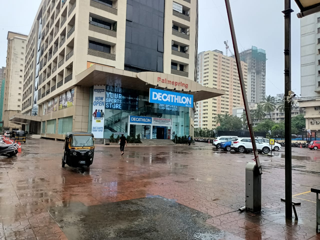 Showroom for Rent in Malad West Mumbai