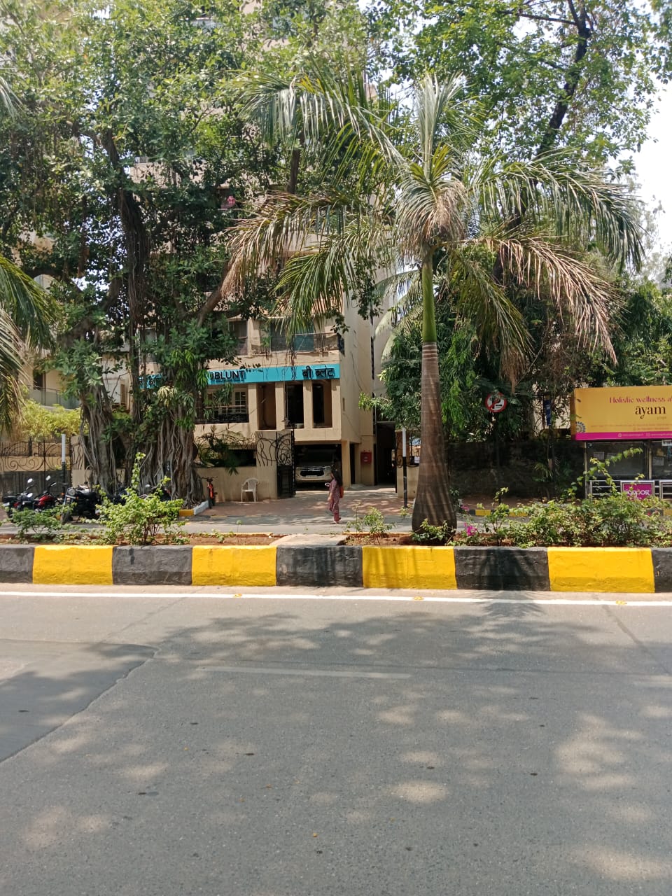 Showroom for Rent in Vile Parle West Mumbai