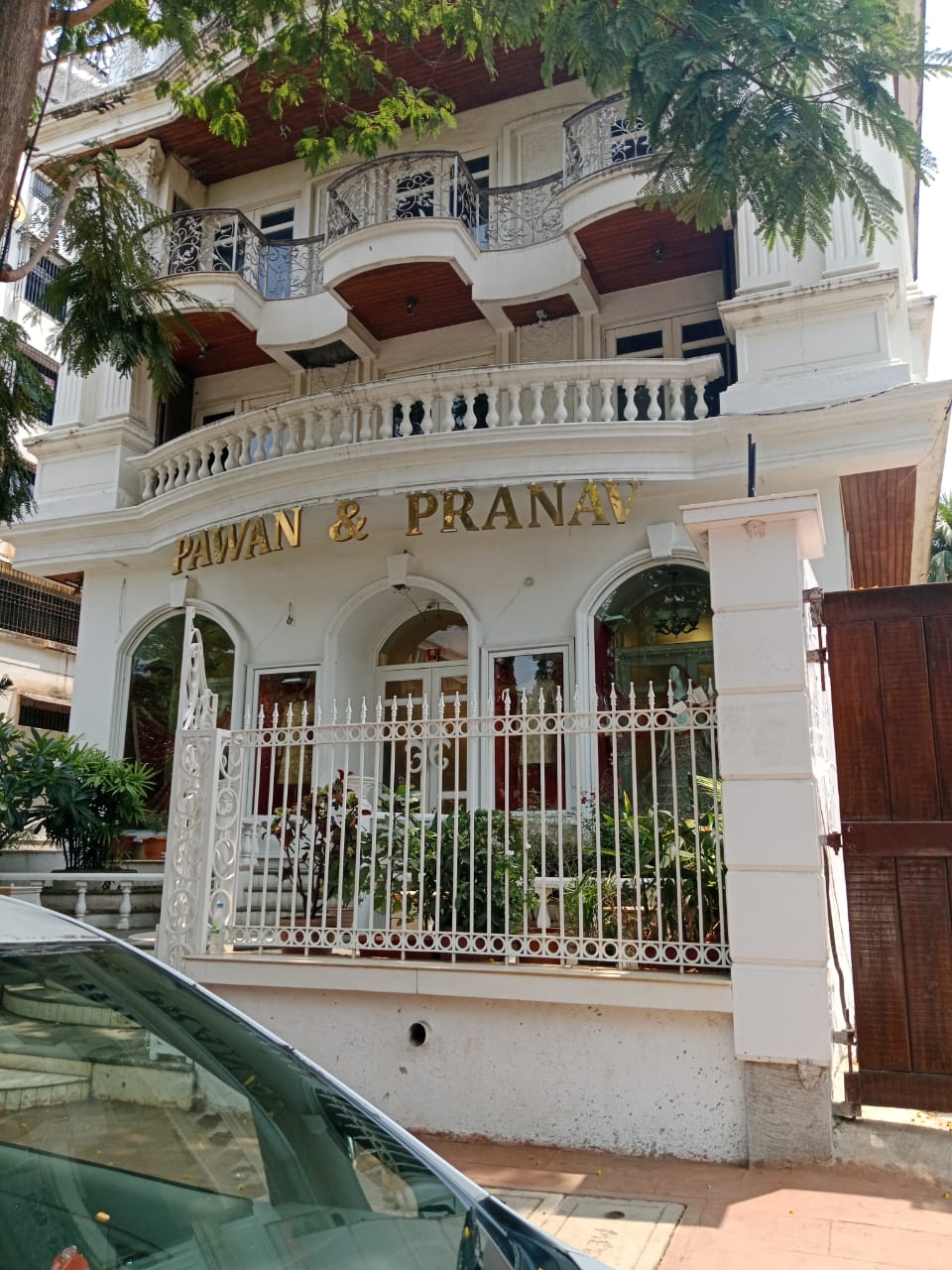 Showroom for Rent in Vile Parle West Mumbai