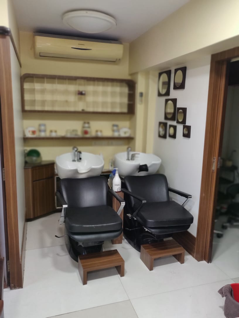 Shop for Sale in Off Hill Road Mumbai
