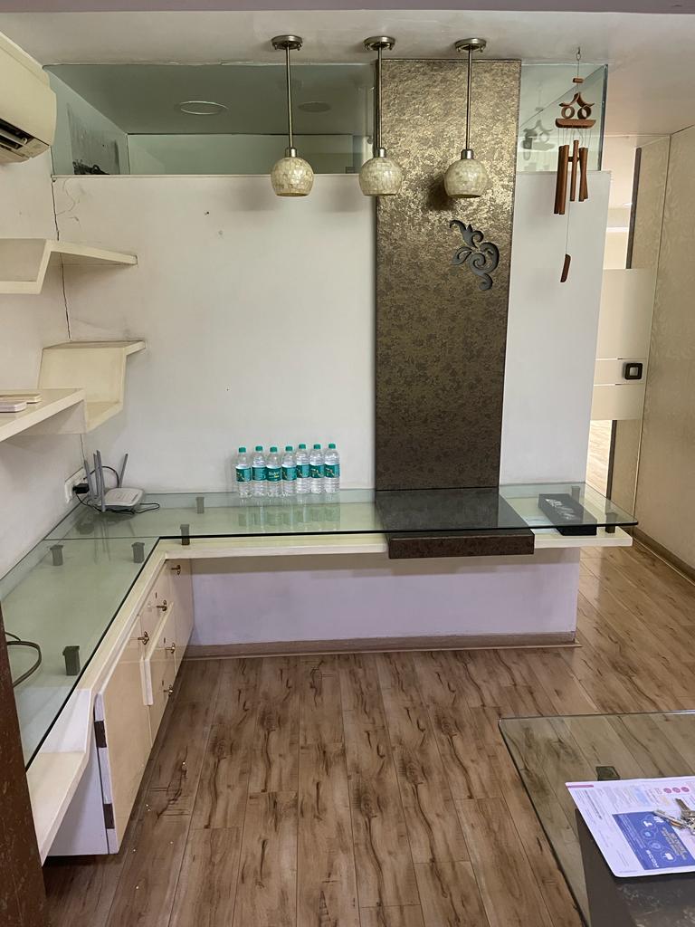 Office for Rent in Off Turner  Road Mumbai