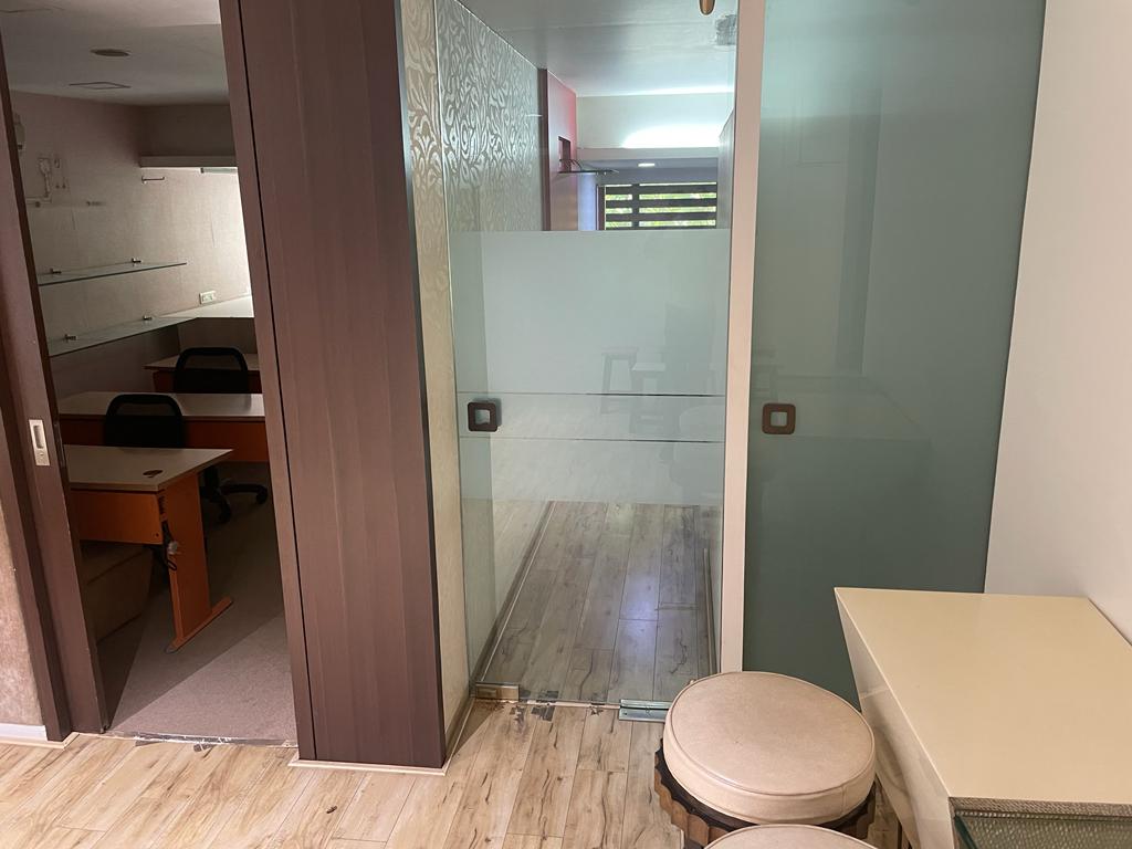 Office for Rent in Off Turner  Road Mumbai