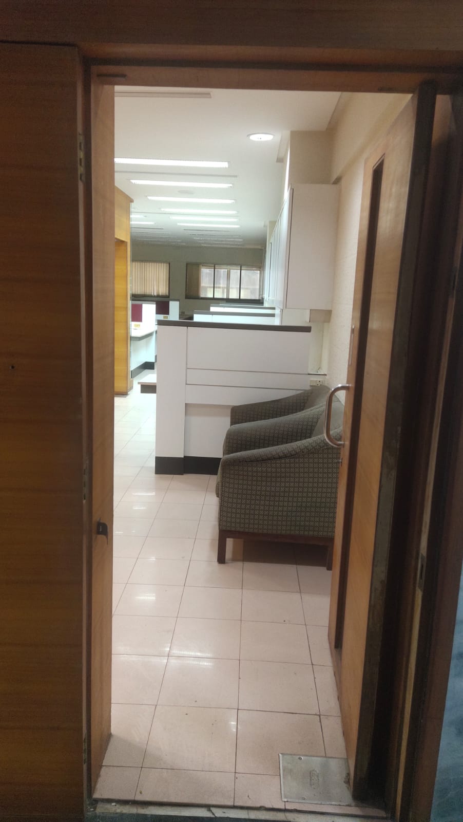 Office for Rent in Dr Annie Besant Road Mumbai