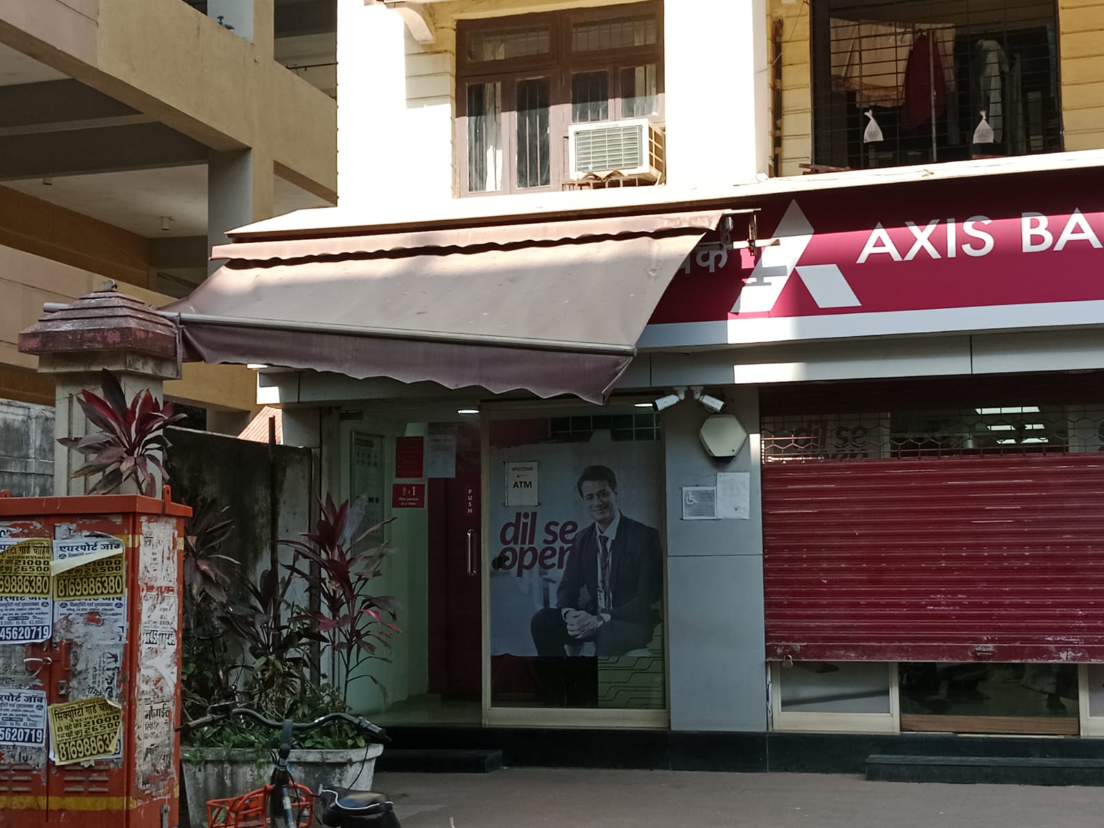 Showroom for Rent in Khar West Mumbai