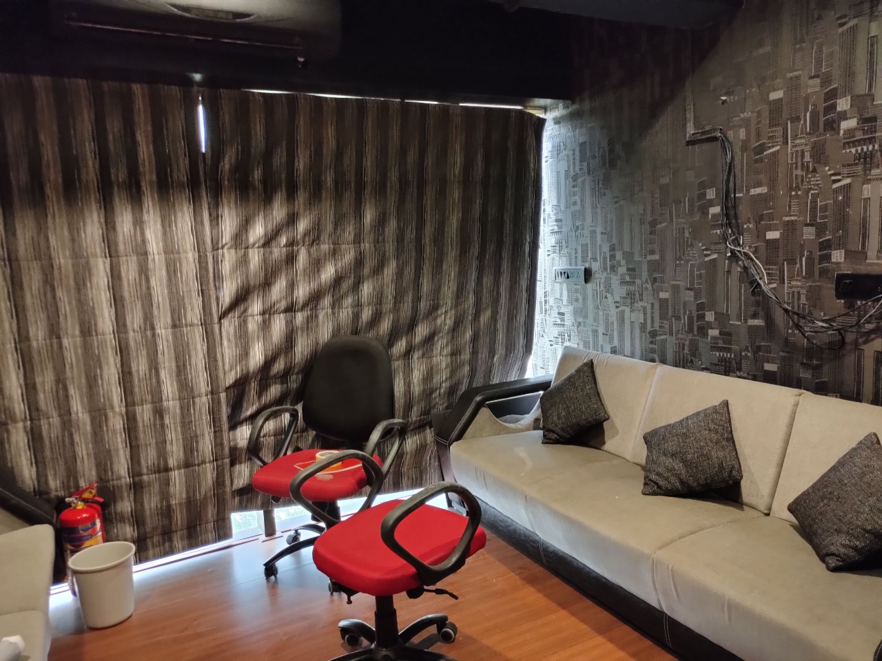 Office for Rent in Santacruz West Mumbai