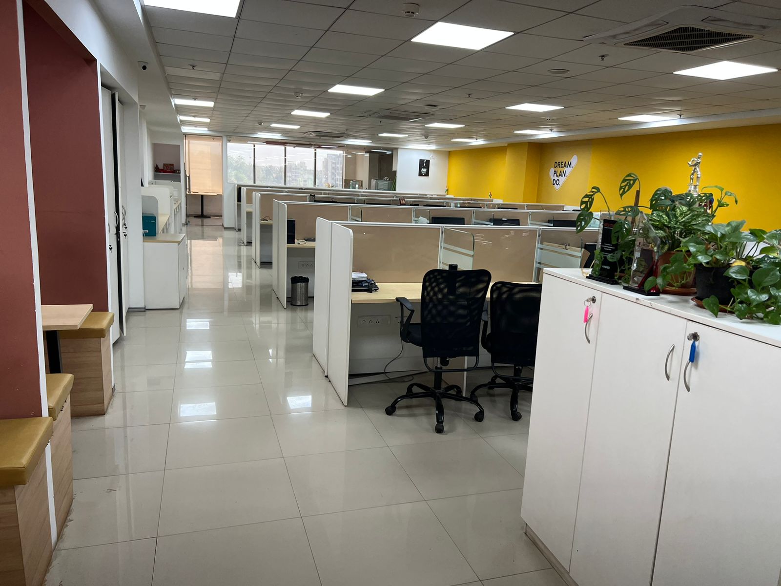 Office for Rent in L B S  Marg Mumbai