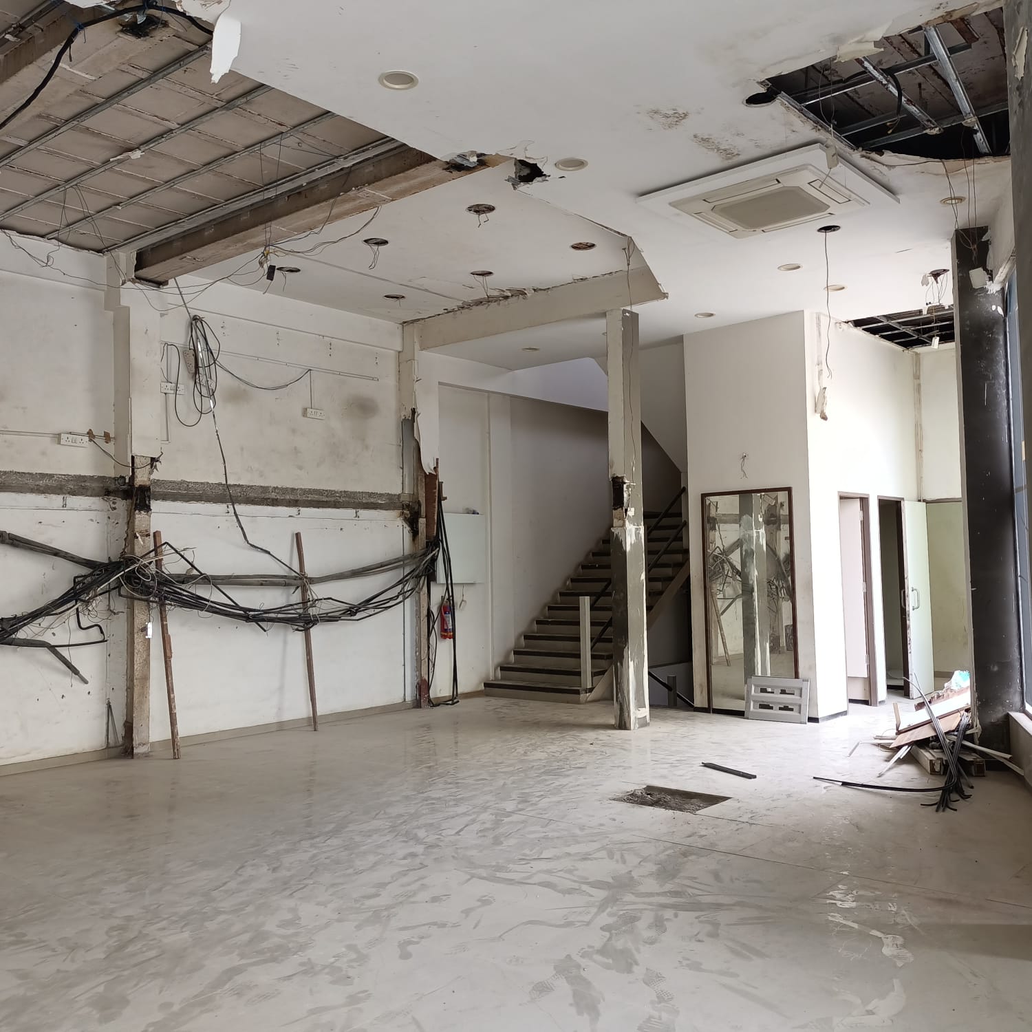 Showroom for Rent in Bhulabhai Desai Marg Mumbai
