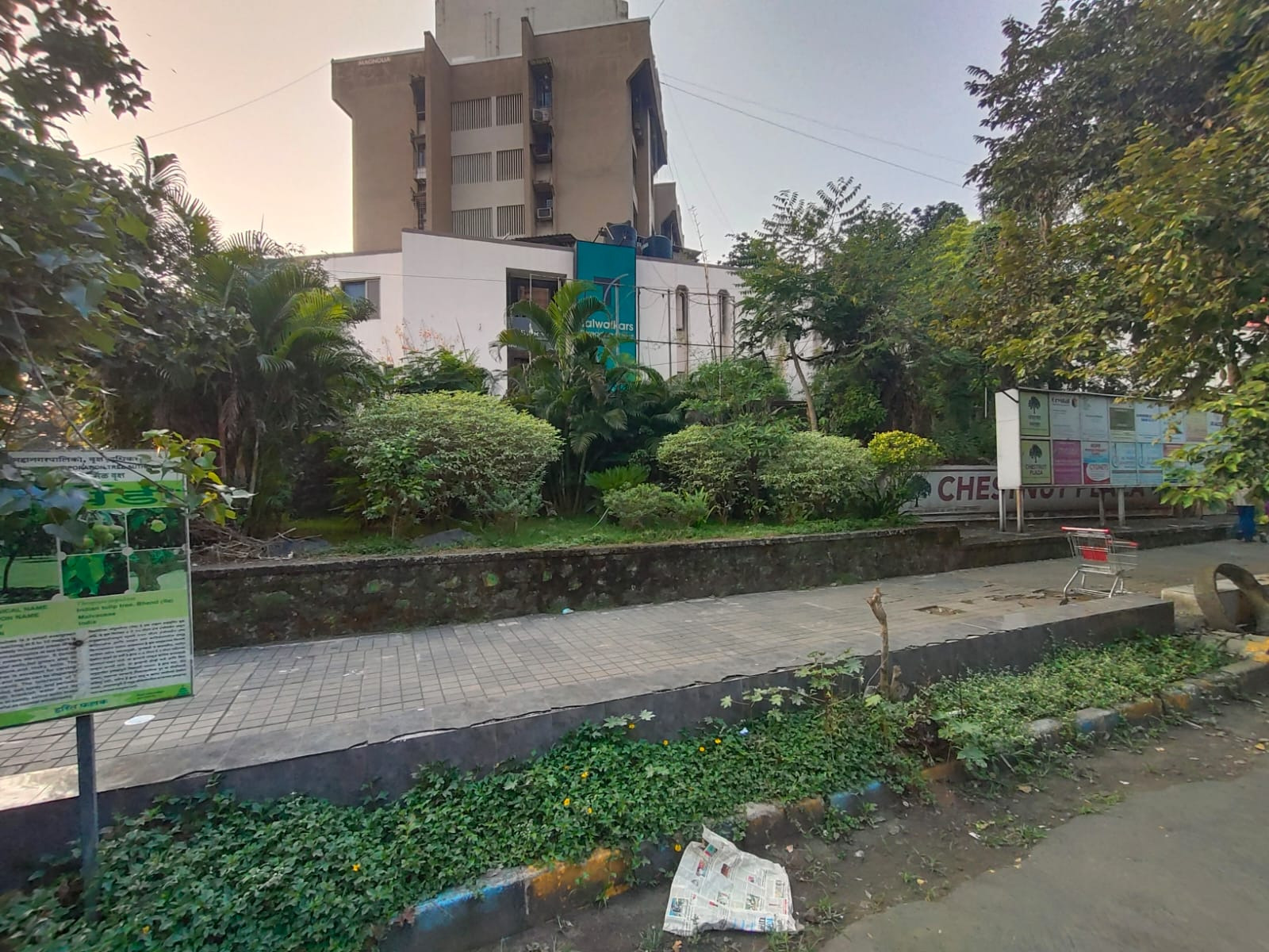 Showroom for Rent in Off Pokhran Road No 2 Mumbai