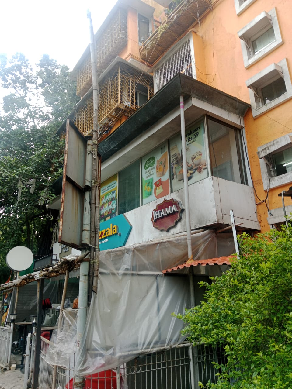 Showroom for Rent in Khar West Mumbai