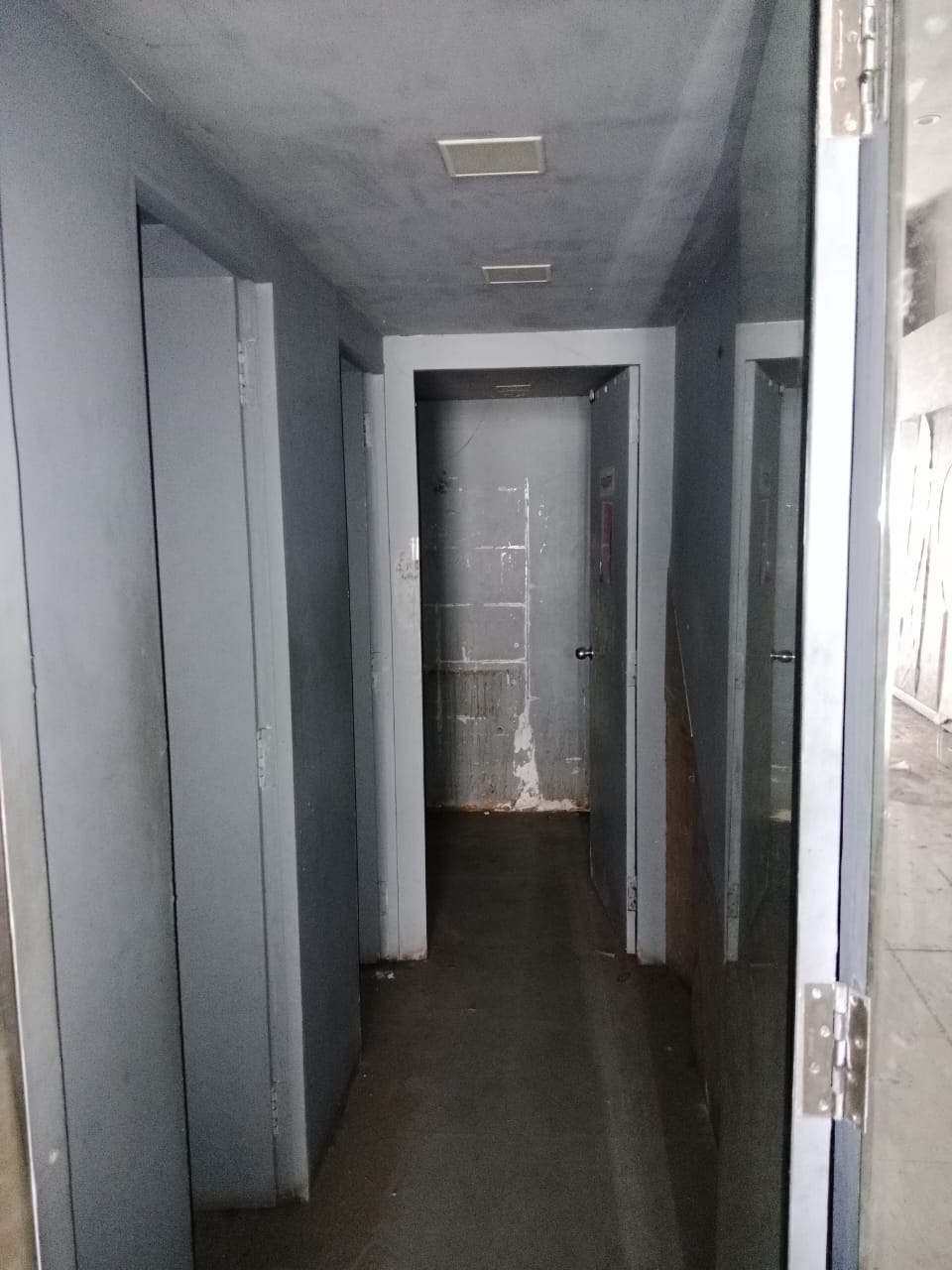 Showroom for Sale in S V Road Mumbai