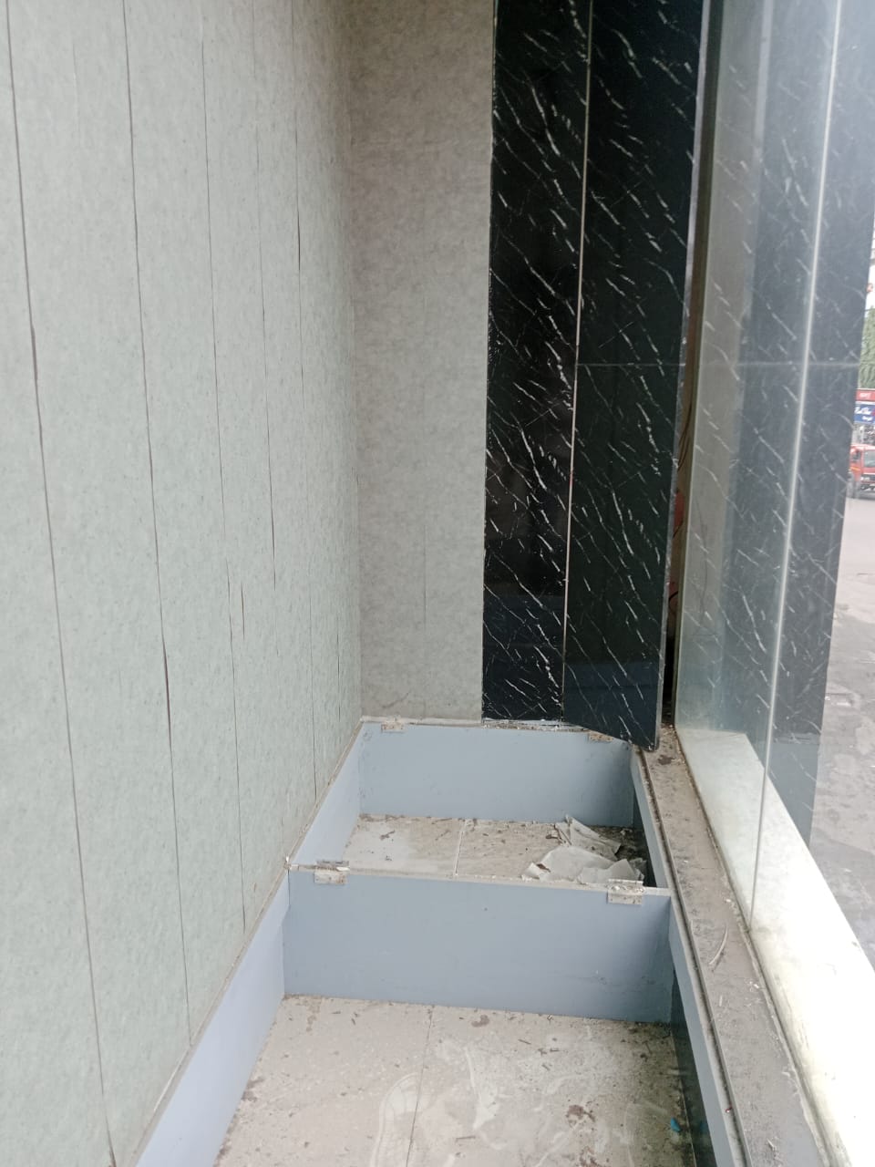 Showroom for Rent in S V Road Mumbai