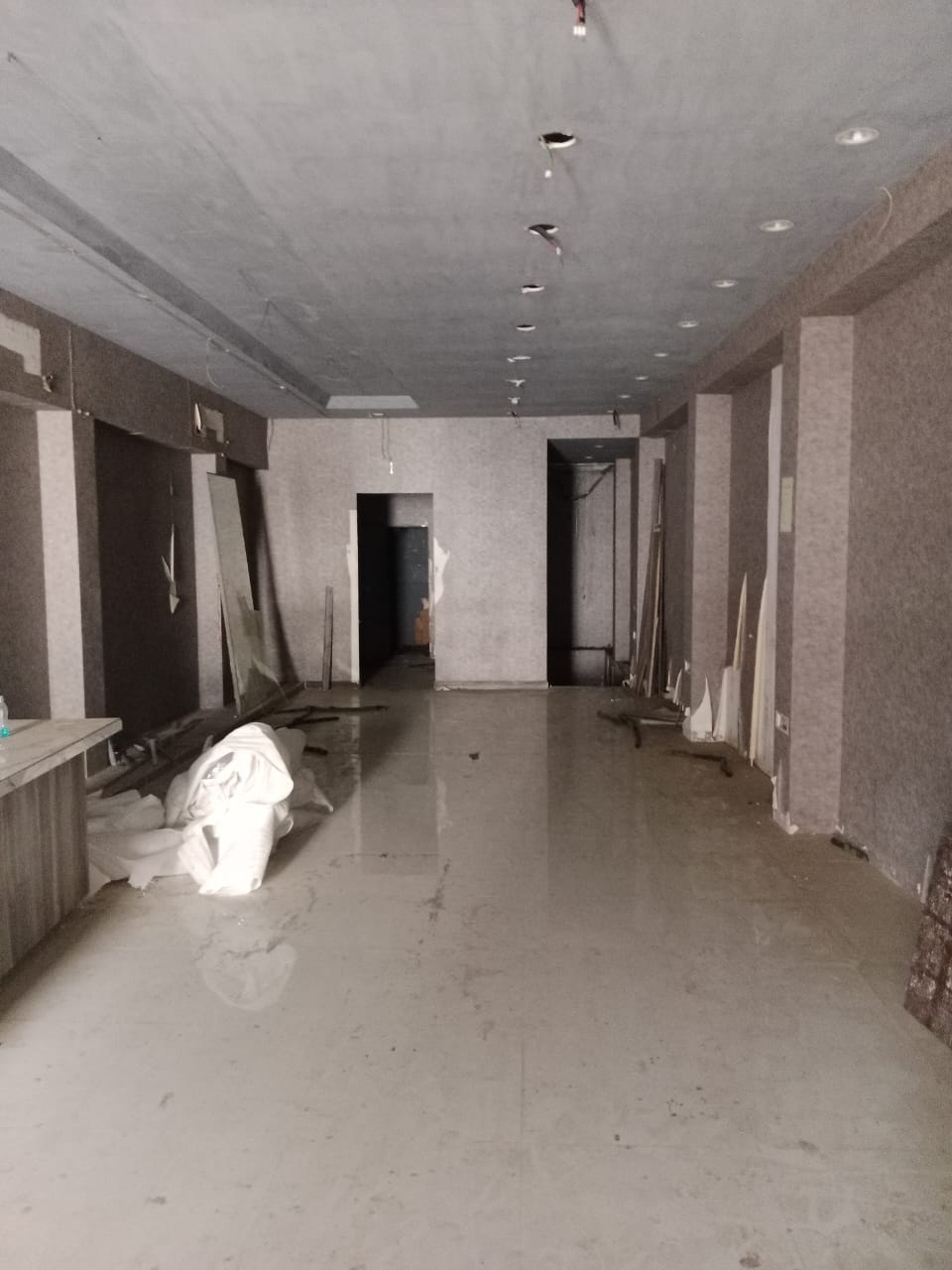 Showroom for Rent in S V Road Mumbai