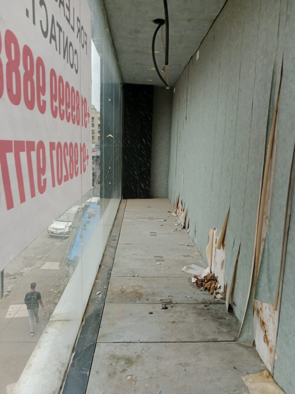 Showroom for Rent in S V Road Mumbai