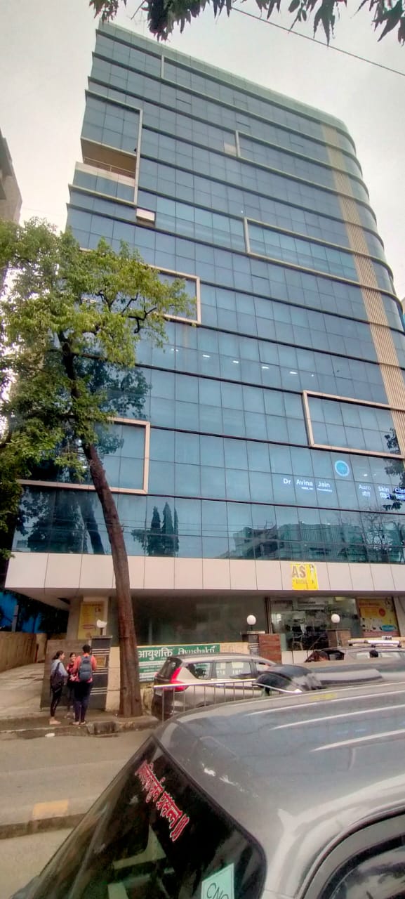 Office for Sale in Dadabhai Road Mumbai
