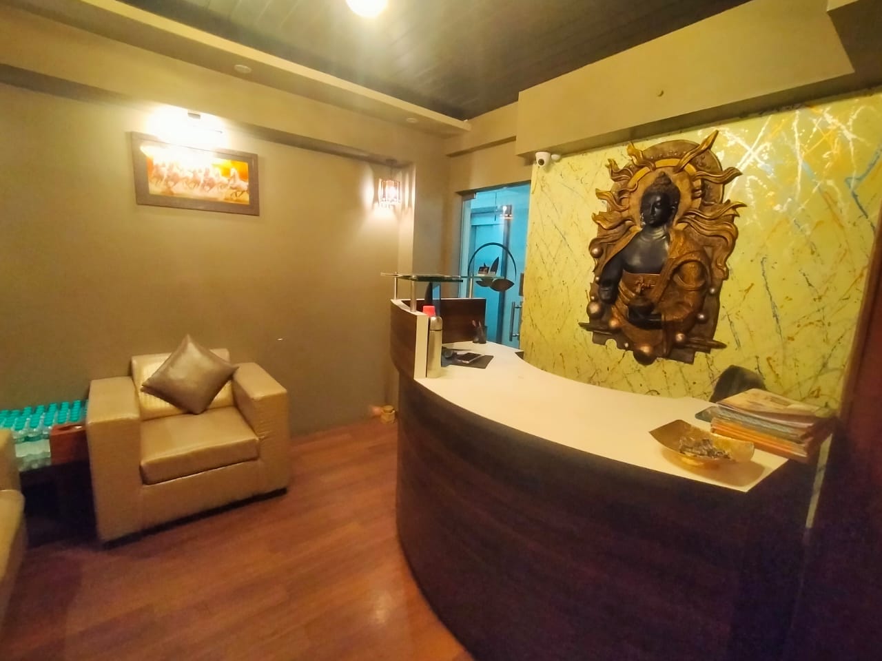 Office for Sale in Dadabhai Road Mumbai