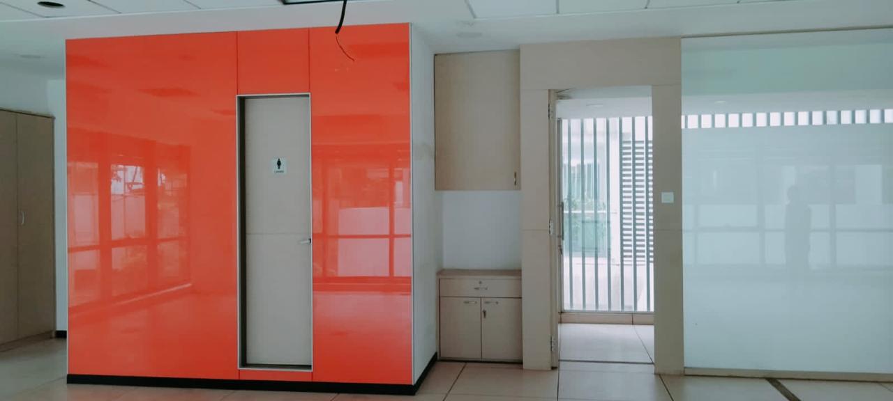 Office for Rent in Linking  Road Mumbai