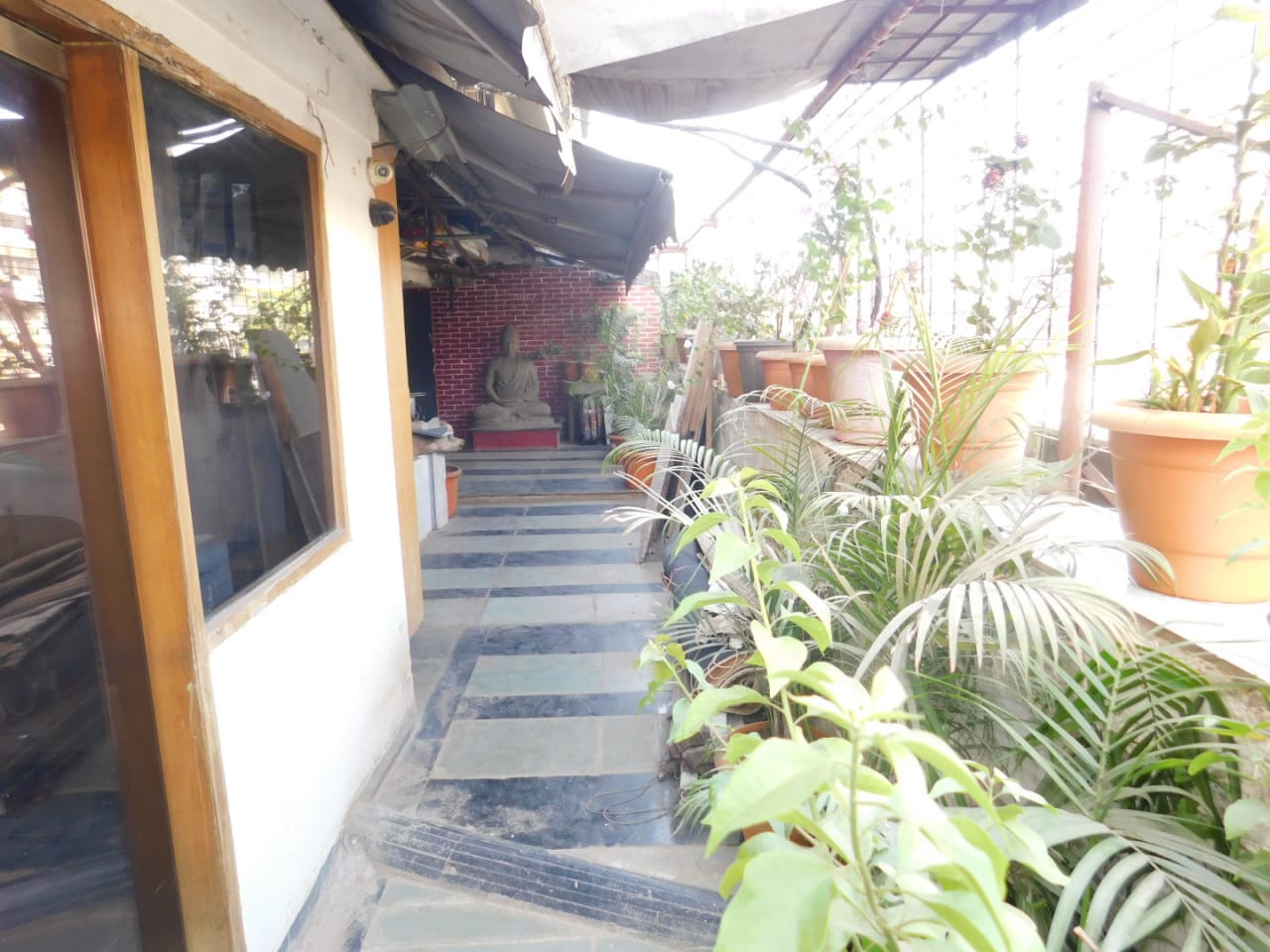 Office for Sale in Santacruz West Mumbai