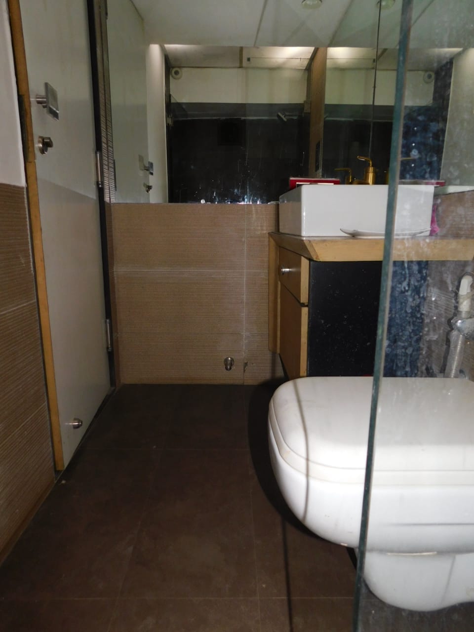 Office for Sale in Santacruz West Mumbai