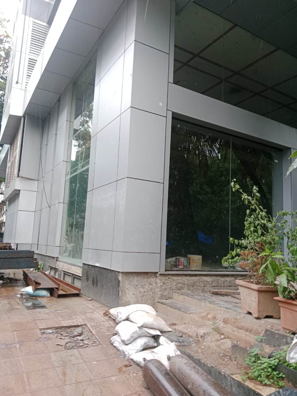 Restaurant for Rent in Off Link Road Mumbai