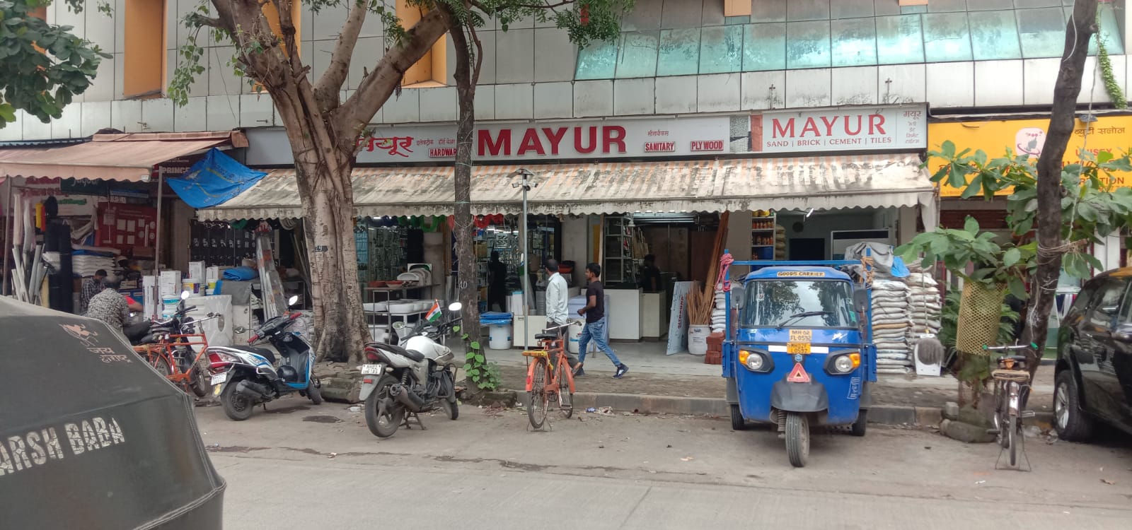Showroom for Rent in Rto Road Mumbai