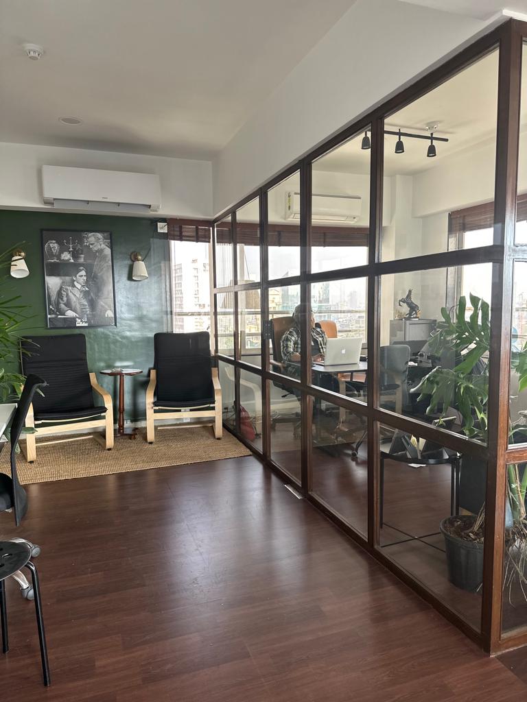 Office for Rent in Linking  Road Mumbai