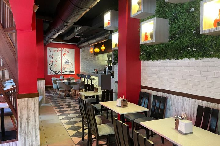 Pub for Rent in Mahim West Mumbai