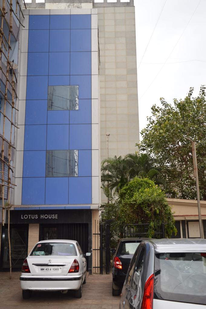 Commercial Building for Sale in S V Road Mumbai