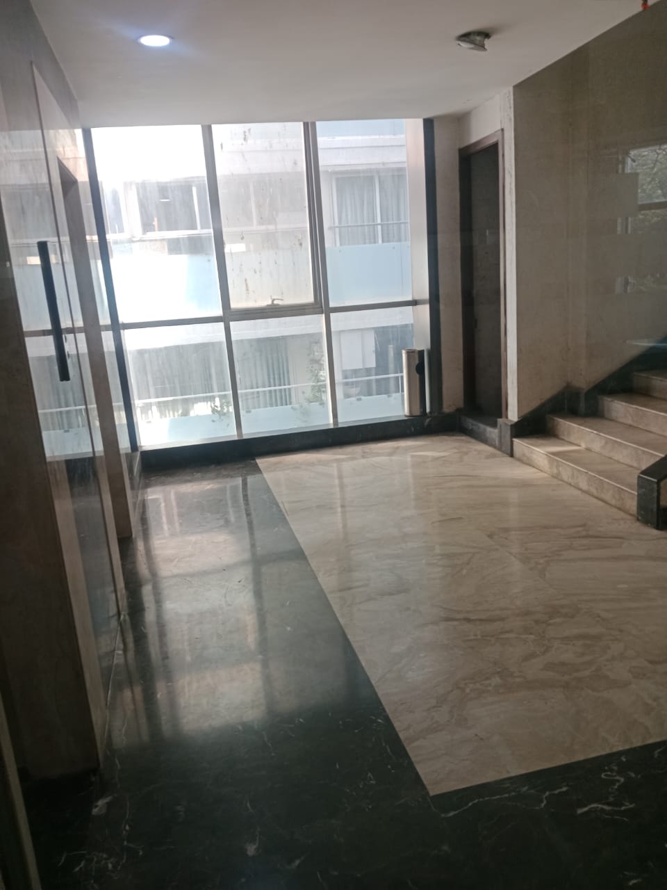 Office for Rent in 15 Road Mumbai