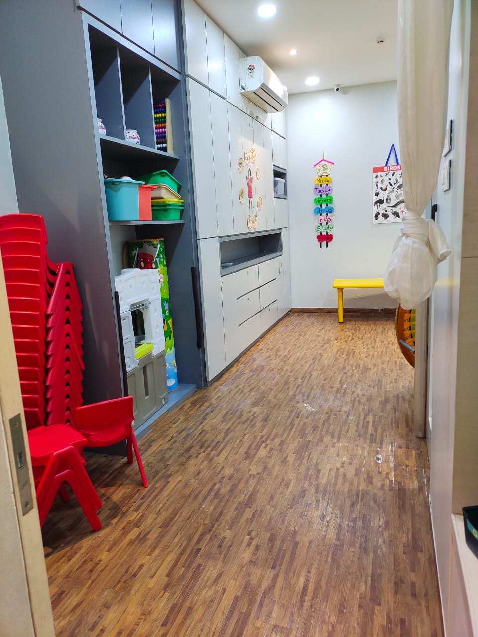 Office for Rent in Khar West Mumbai