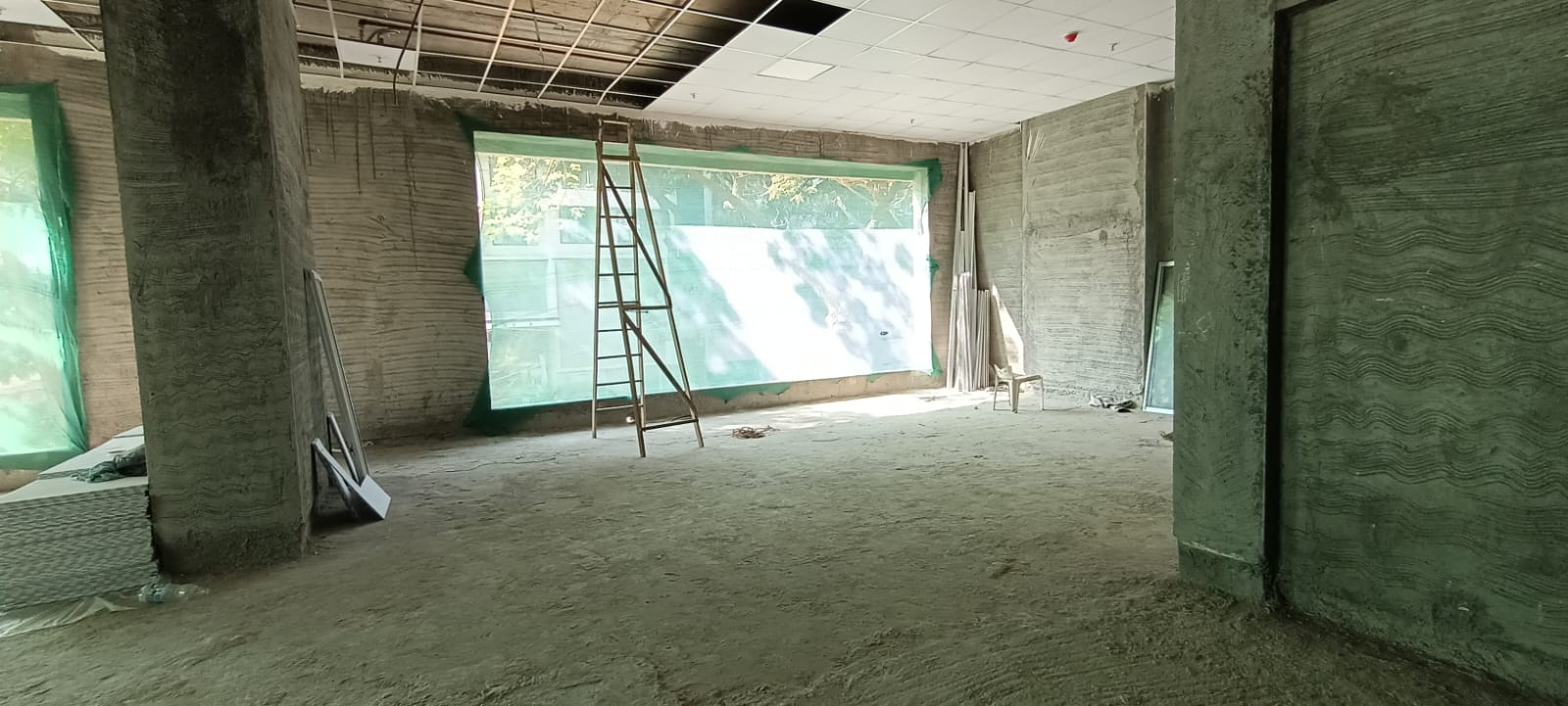 Showroom for Rent in S V Road Mumbai