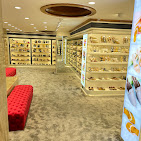 Showroom for Rent in Khar West Mumbai