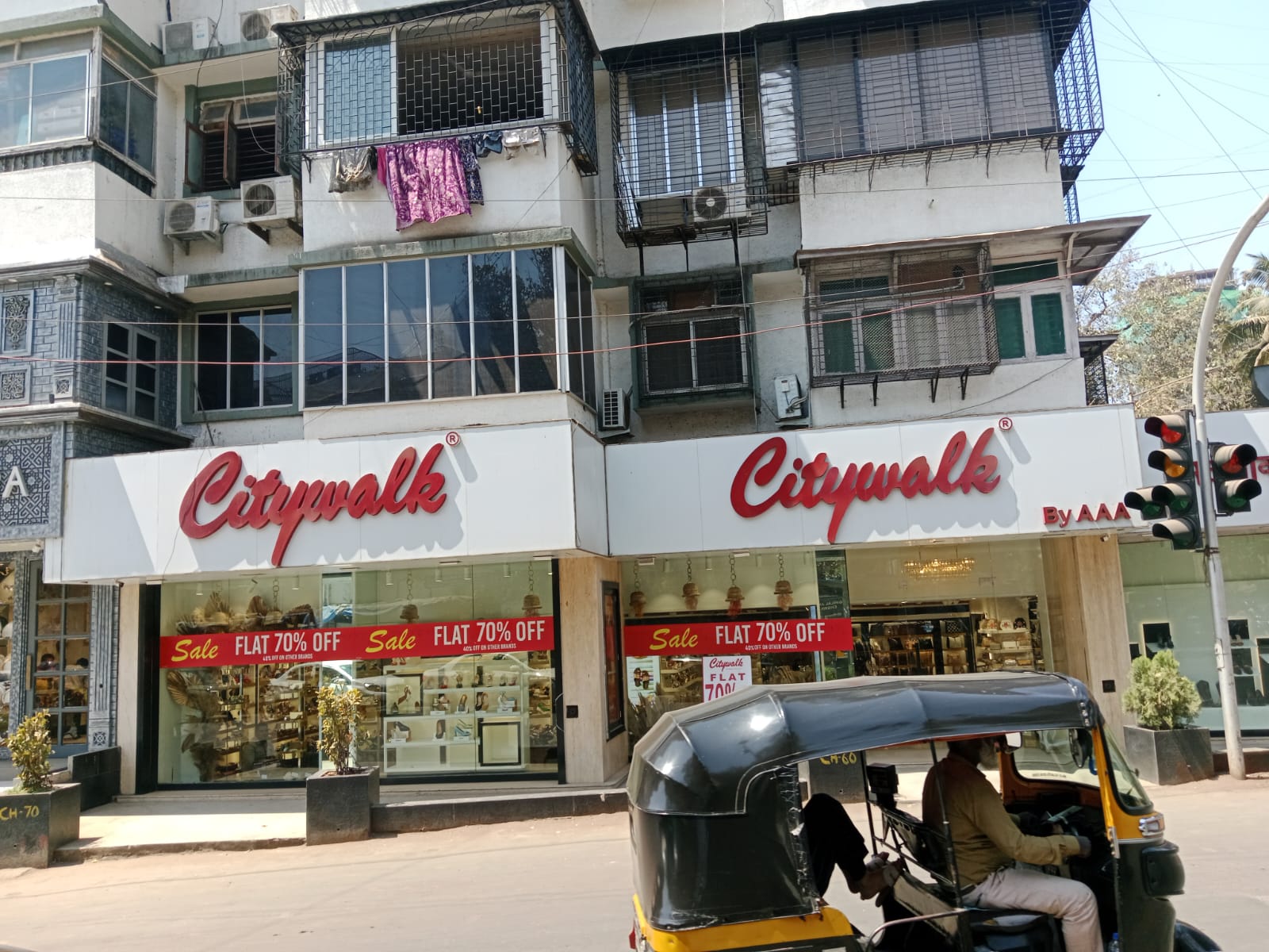 Showroom for Rent in Khar West Mumbai