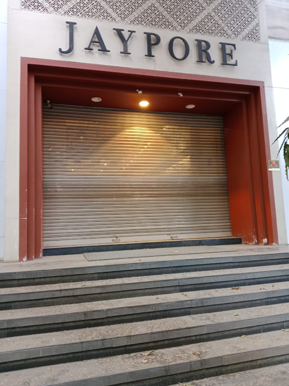 Showroom for Rent in Bandra West Mumbai