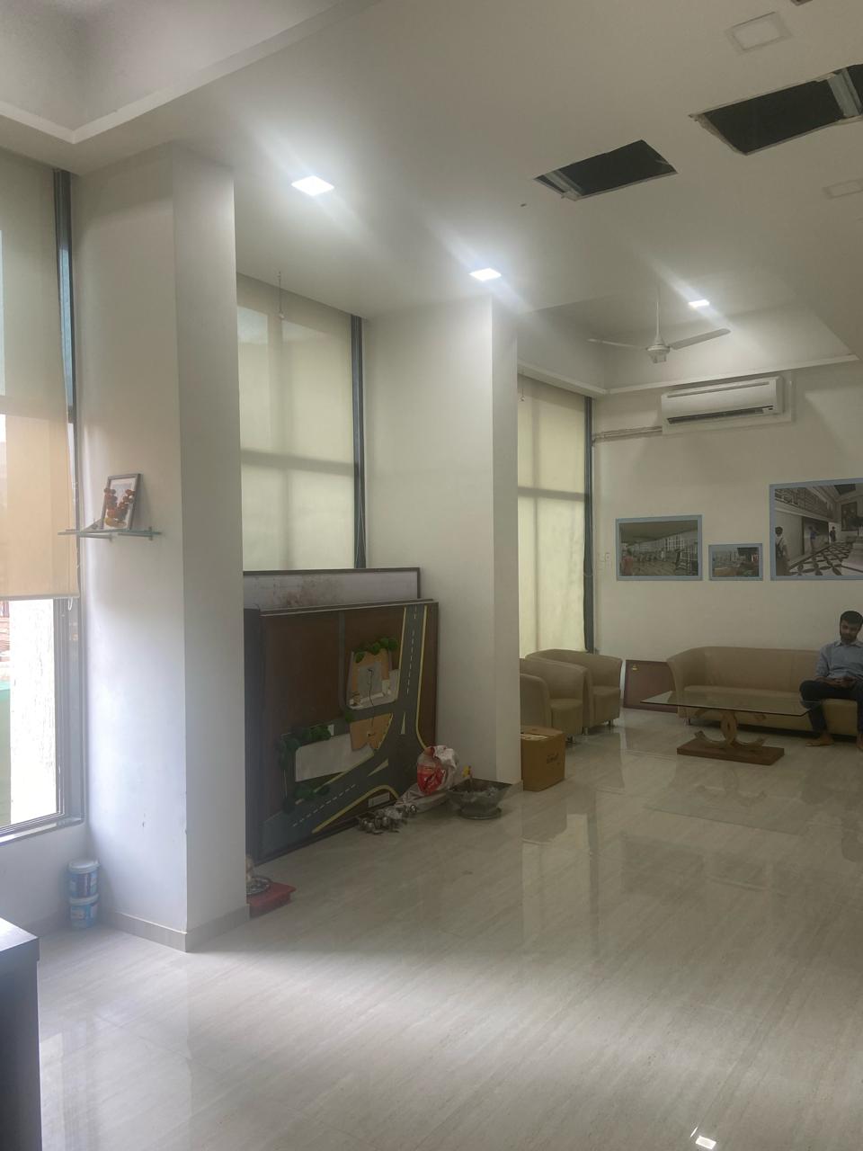 Showroom for Rent in Kabutarkhana Mumbai