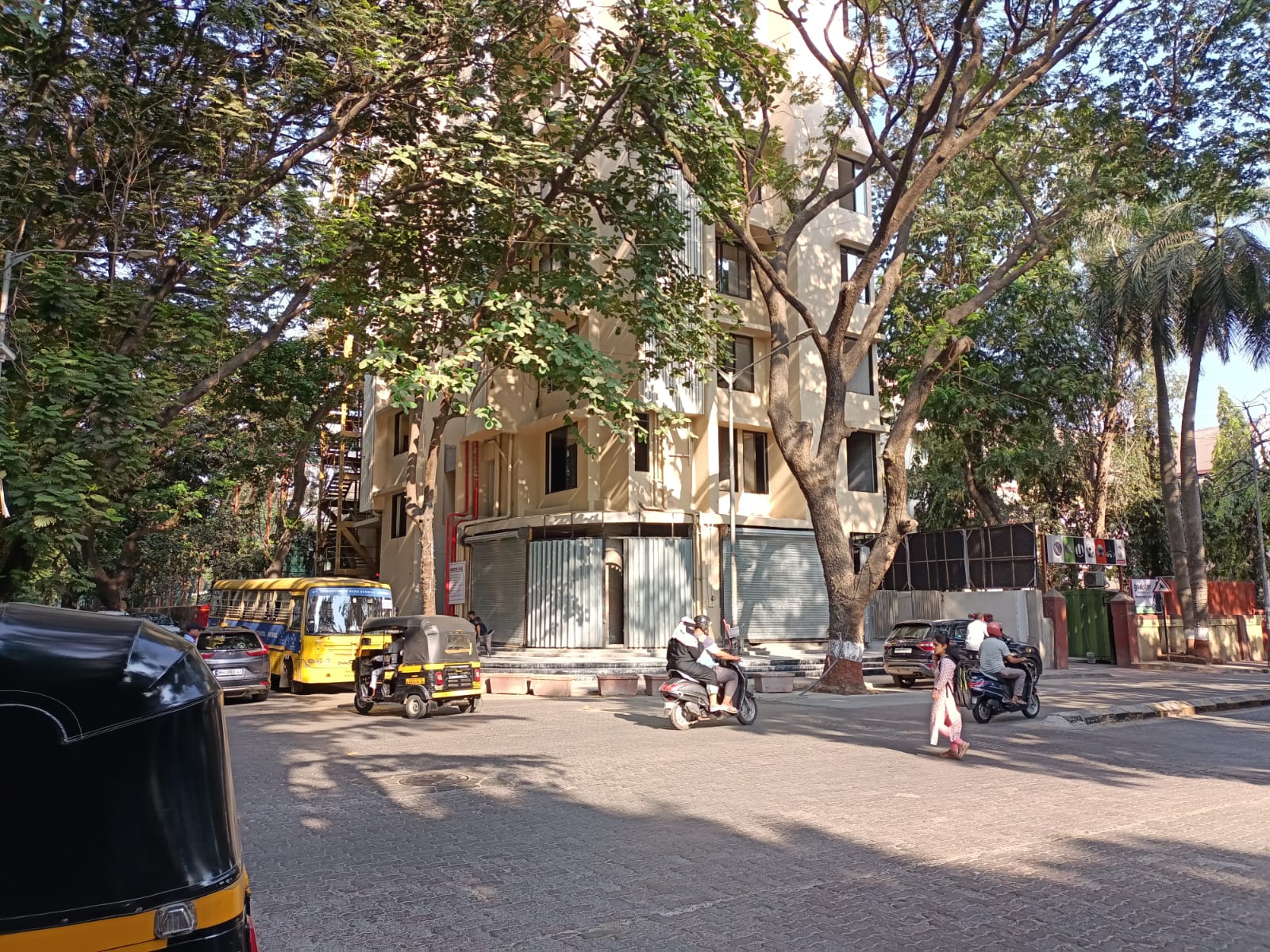 Showroom for Rent in Bandra West Mumbai