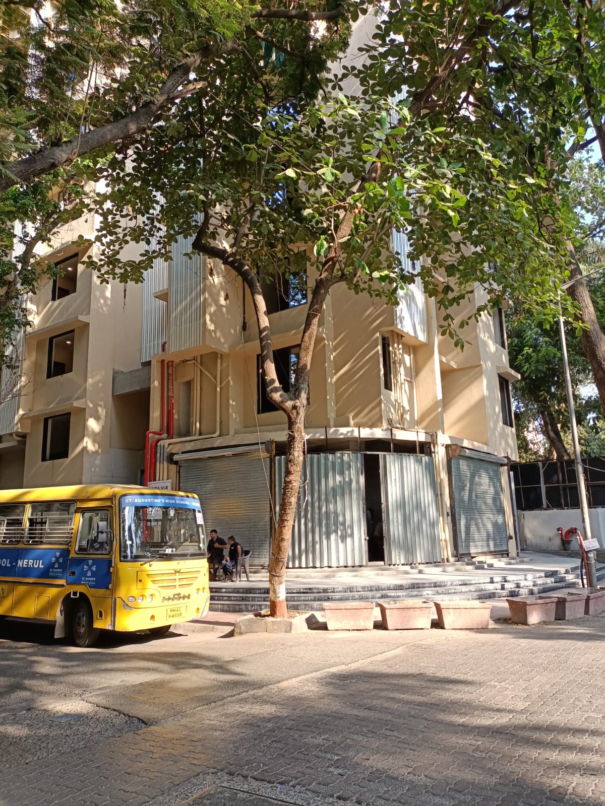 Showroom for Rent in Bandra West Mumbai