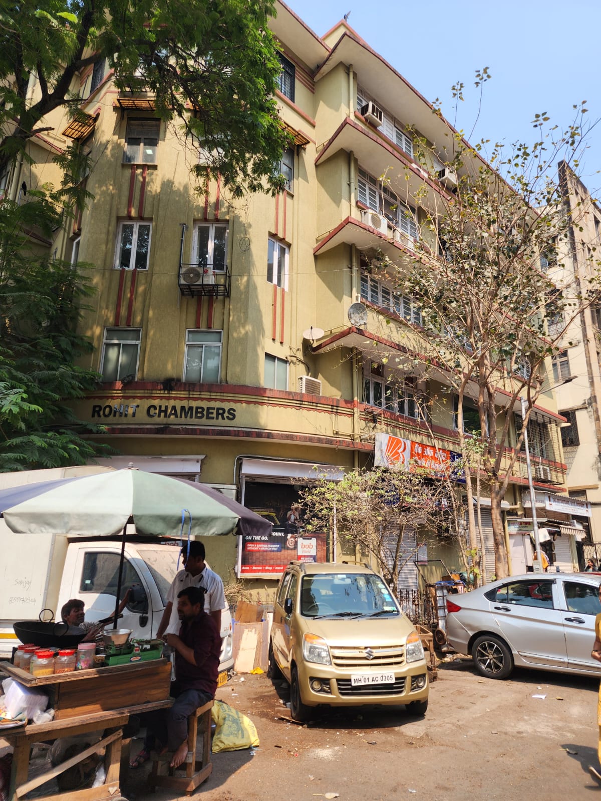 Office for Sale in Fort Mumbai