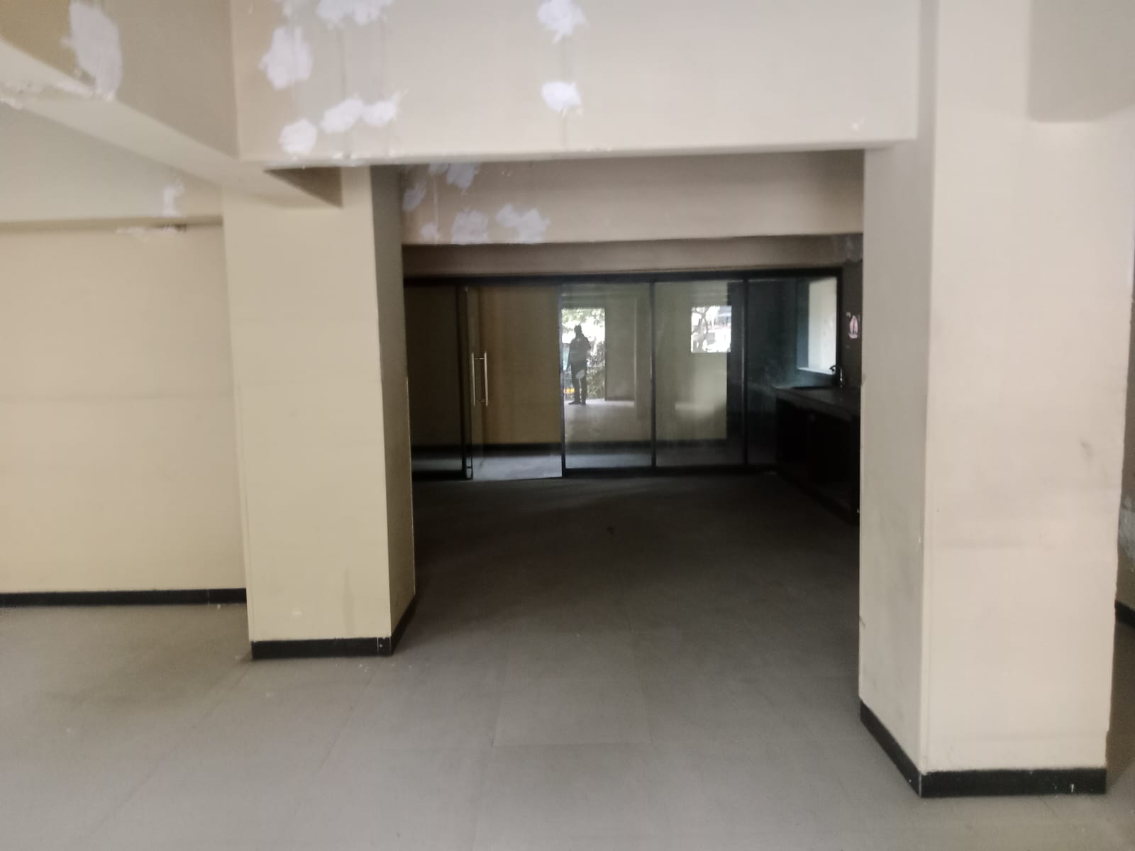 Showroom for Rent in Vile Parle East Mumbai