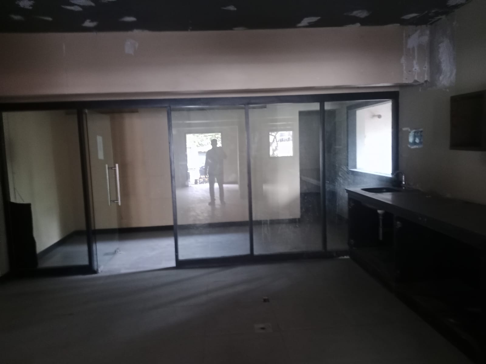 Showroom for Rent in Vile Parle East Mumbai