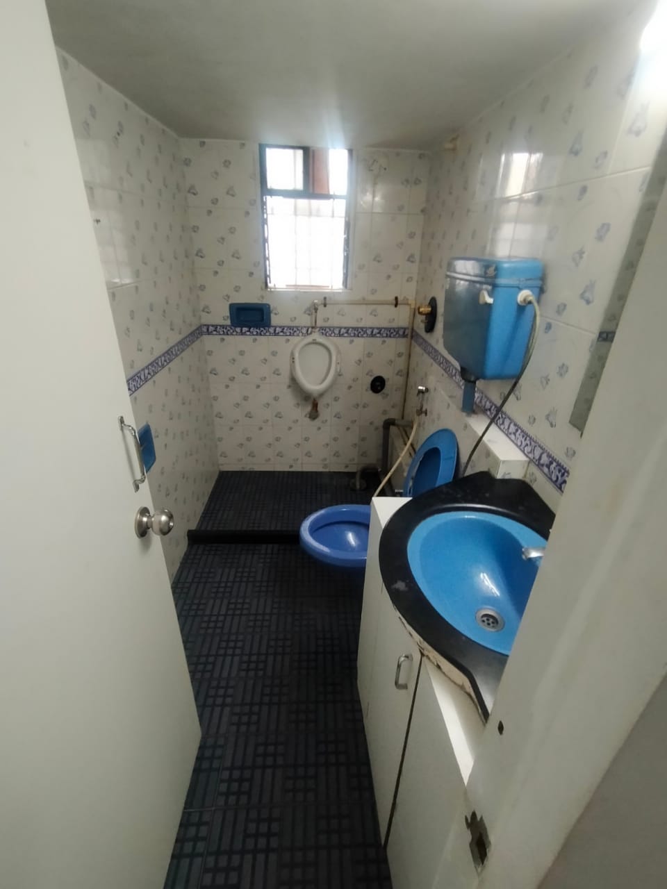 Office for Rent in Khar West Mumbai
