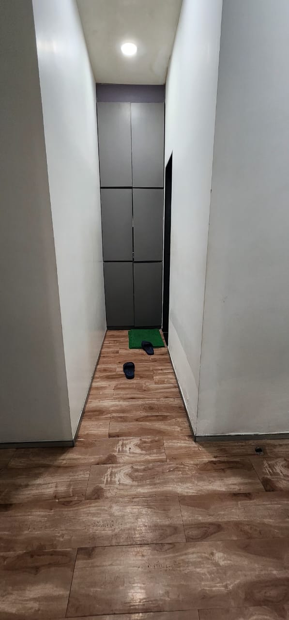 Showroom for Rent in 4 Bungalows Mumbai