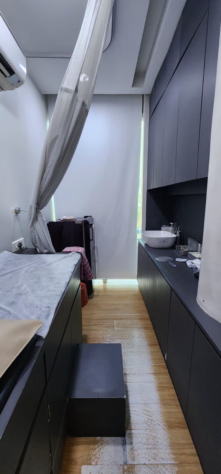 Showroom for Rent in 4 Bungalows Mumbai