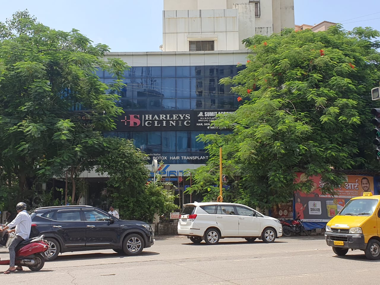 Showroom for Sale in 4 Bungalows Mumbai