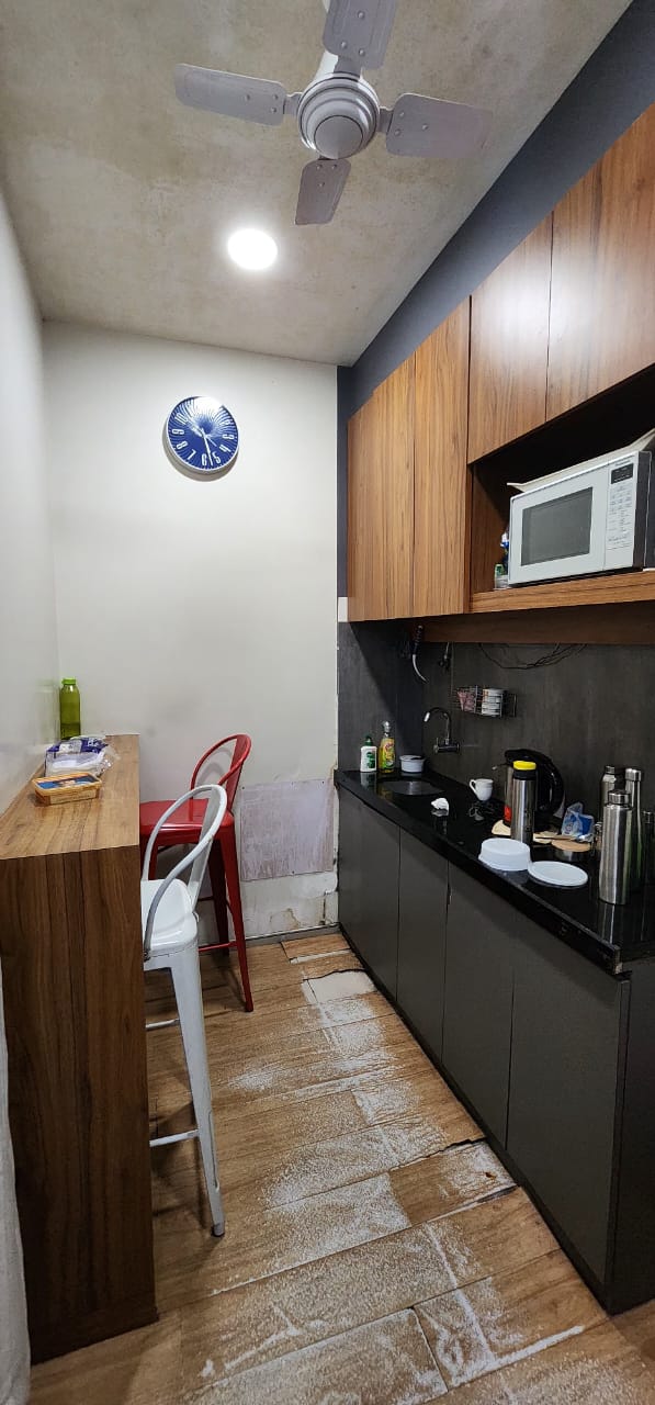 Showroom for Sale in 4 Bungalows Mumbai